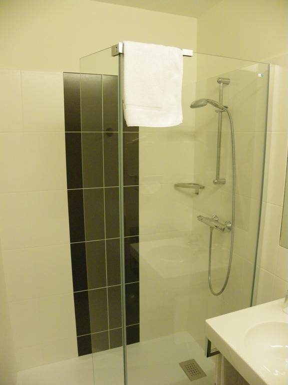 Hotel Logitel Saint-Doulchard 部屋 写真