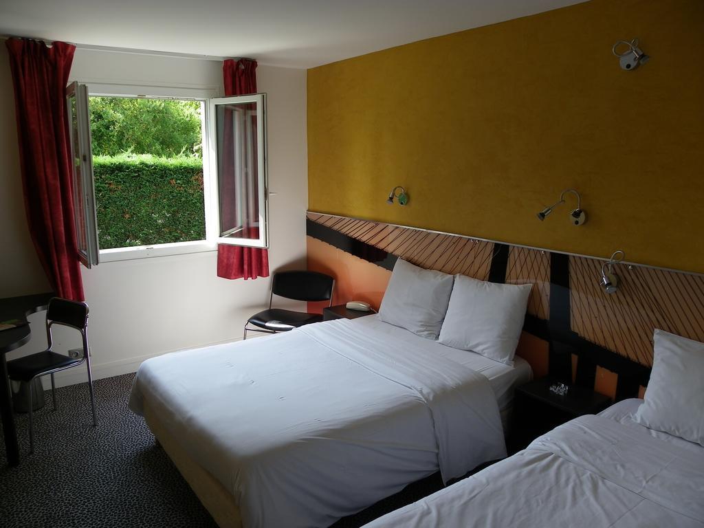 Hotel Logitel Saint-Doulchard 部屋 写真